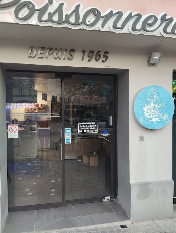 Restaurant Poissonnerie de la Place , Bar à Huîtres à Le Pradet, France