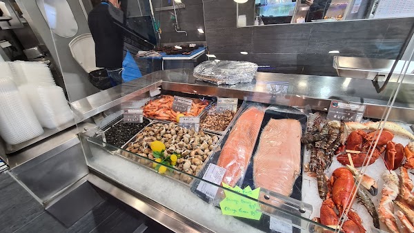 Poissonnerie et Restaurant Sushis Develay à Le Cannet, France