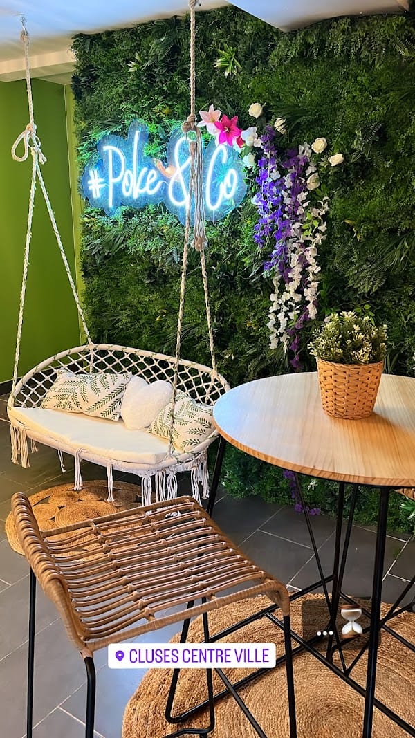 Restaurant Poke & Co à Cluses, France