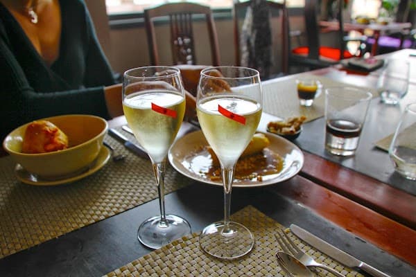 Restaurant Pouss Pouss à Six-Fours-les-Plages, France