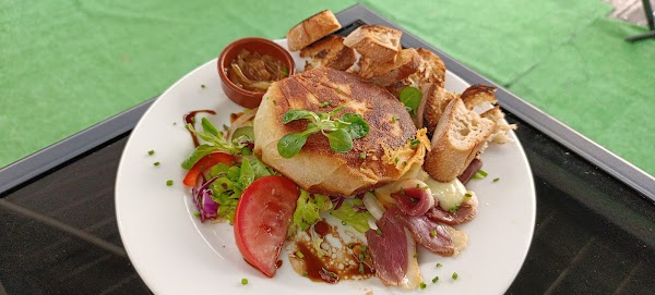 Restaurant Quai N°8 à Angoulême, France