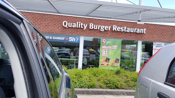 Restaurant Quick Marche-en-Famenne à Marche-en-Famenne, Belgique