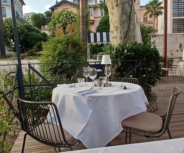 Restaurant Racine à Le Cannet, France