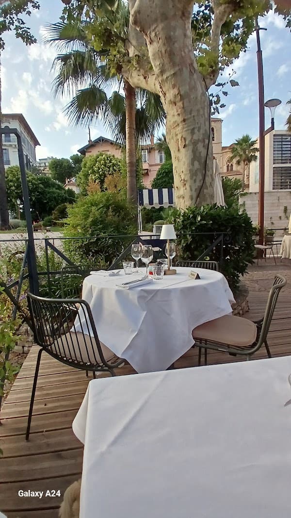 Restaurant Racine à Le Cannet, France