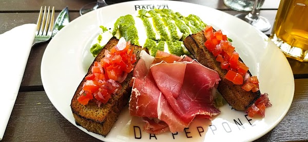 Restaurant Ragazzi da peppone à Pessac, France