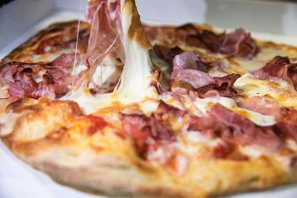 Restaurant RED TOMATO à Marche-en-Famenne, Belgique