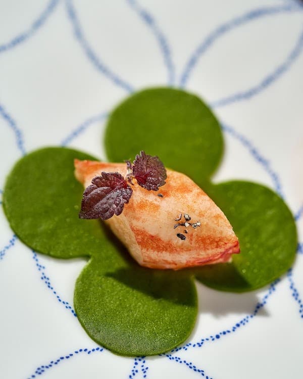 Restaurant Arnaud Donckele & Maxime Frédéric at Louis Vuitton à Saint-Tropez, France