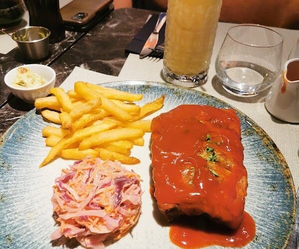 Restaurant Bar – Les Opportunistes à Strasbourg, France