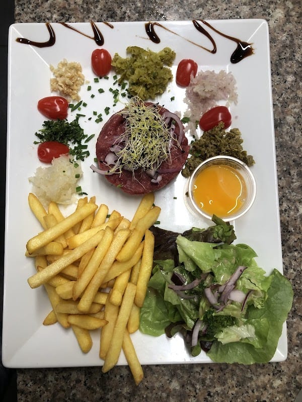 RESTAURANT – BRASSERIE BACCARAT / BRASSERIE DE LA BONNE DAME 🍽️ 🥗🍻 à Baccarat, France