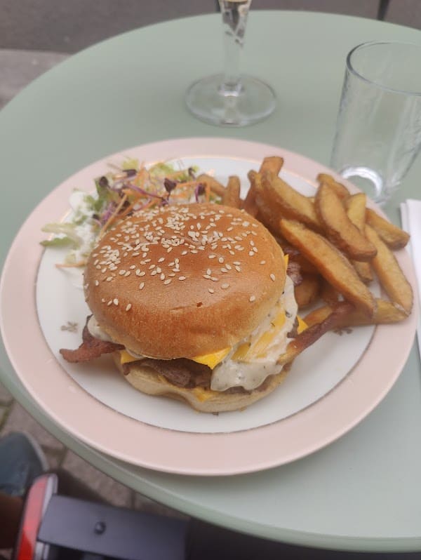 Restaurant CHEZ HUGUETTE à Angoulême, France