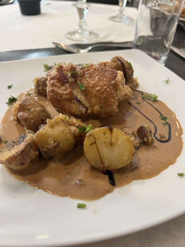 Restaurant de l’Auberge des Écluses. à Carrières-sous-Poissy, France