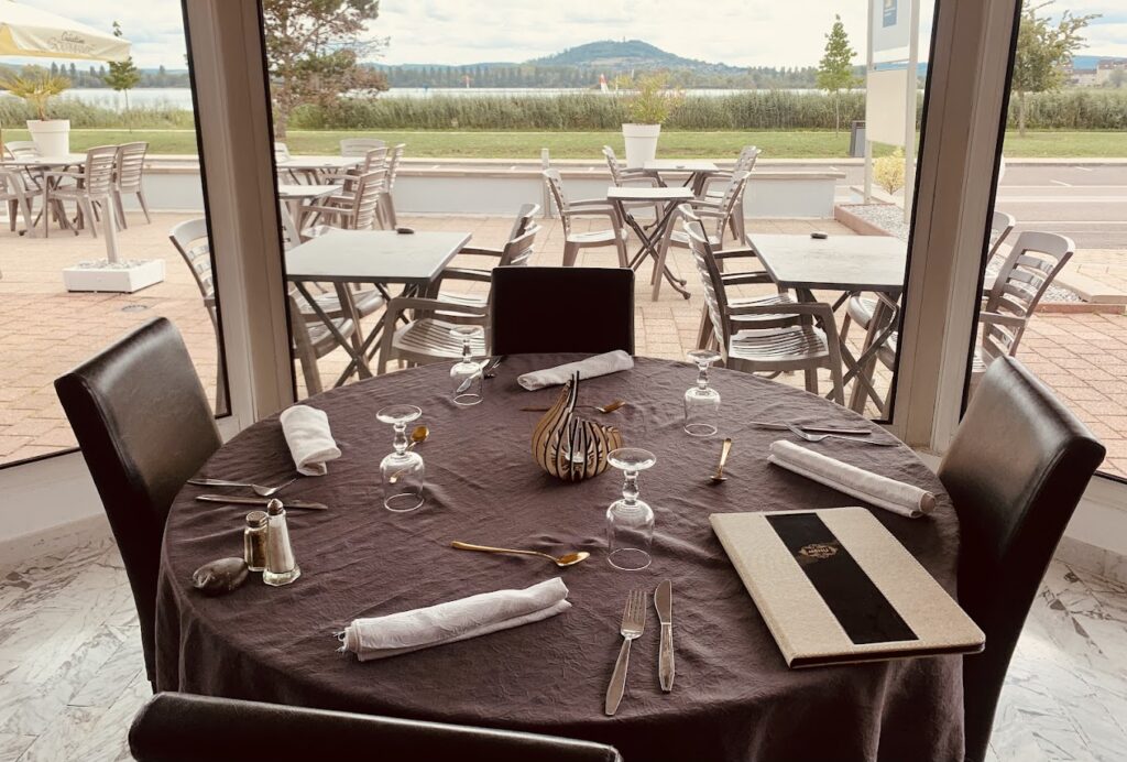 Restaurant du Lac La voile d’or à Vaivre-et-Montoille, France