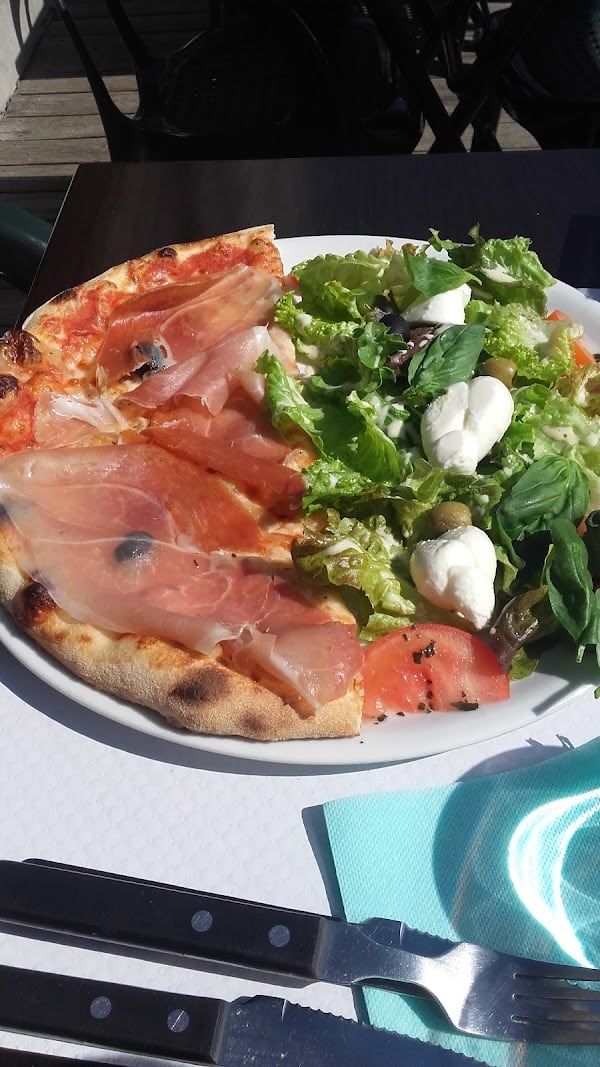 Restaurant Entre “Terre & Mer” à Grenoble, France