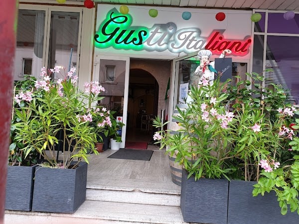 Restaurant Gusti ITALIANI à Creutzwald, France