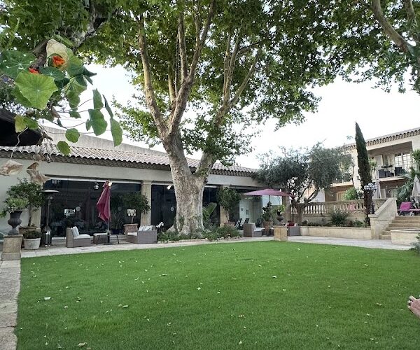 Restaurant @ Hôtel Restaurant Villa Mazarin à Aigues-Mortes, France