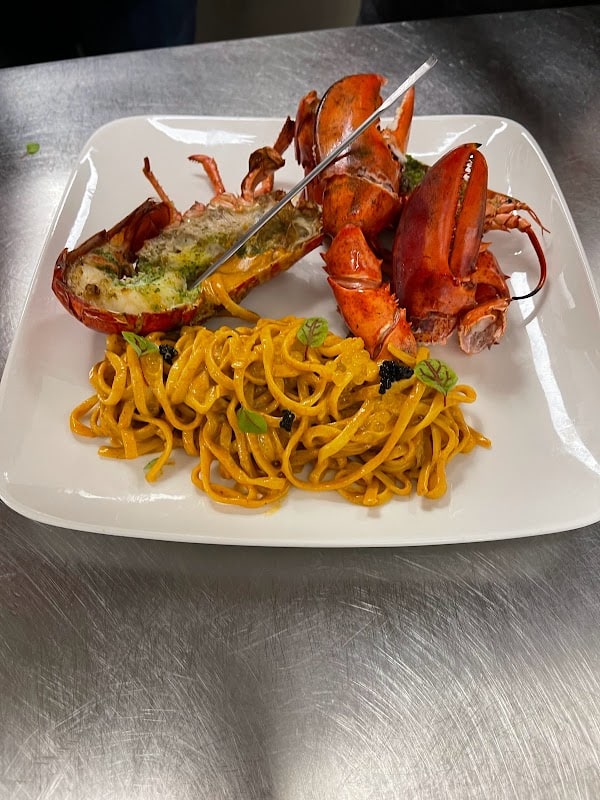 Restaurant La Grotte à Trans-en-Provence, France