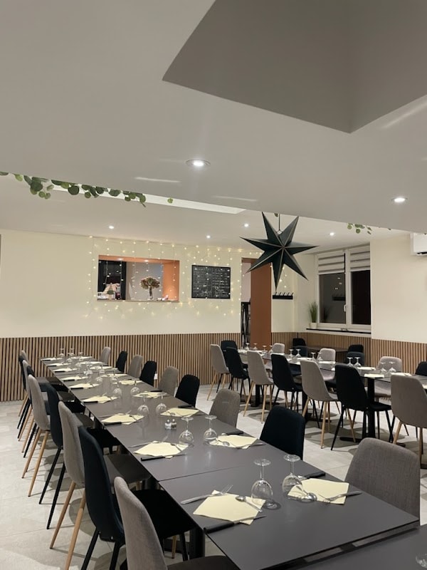 Restaurant la Re7 à Erbray, France