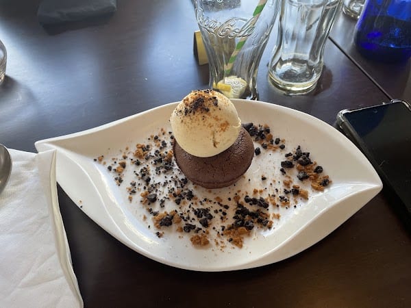 Restaurant La Tour à Saint-Denis, France