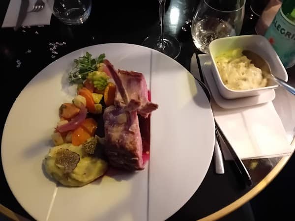 Restaurant Le 10 à Charleville-Mézières, France