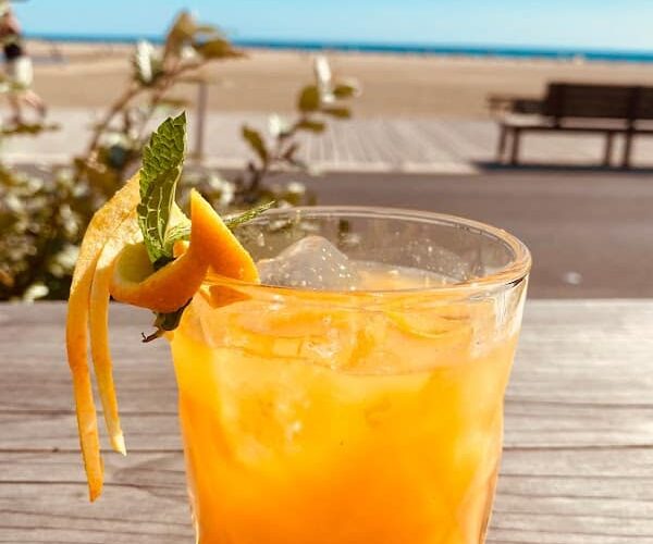 RESTAURANT LE BLEU – BEACH BAR & SURF SHOP – LOCATION PADDLE-LEUCATE / LA FRANQUI 🏽 à Leucate, France