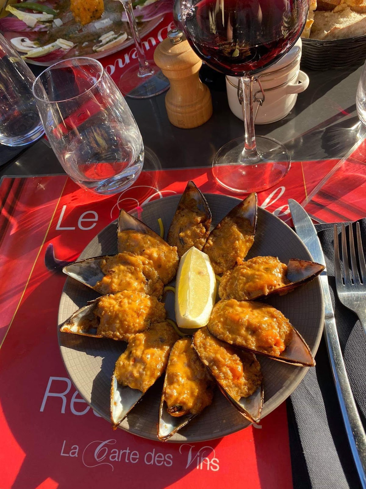 Restaurant Le Duende à Aigues-Mortes, France — photo 2