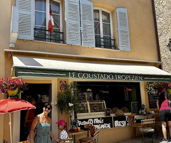 Restaurant Le Goustado Tropezien à Saint-Tropez, France