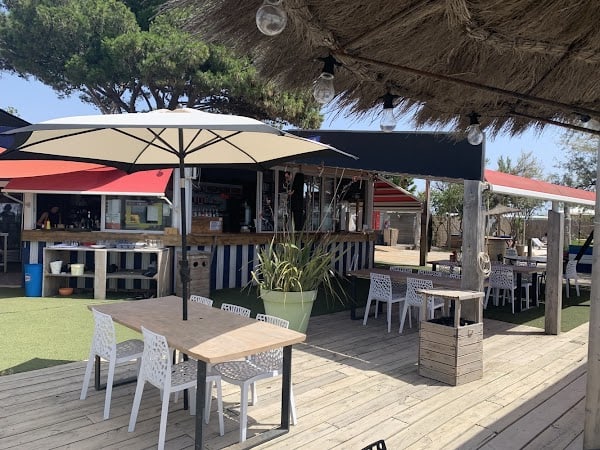 Restaurant Le Manuia Port Barcares – Paillote – Bar à Le Barcarès, France