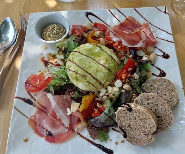 Restaurant Le Mas du Calme à Grasse à Grasse, France