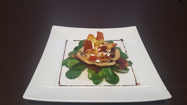 Restaurant “Le Paris” à Vendôme, France