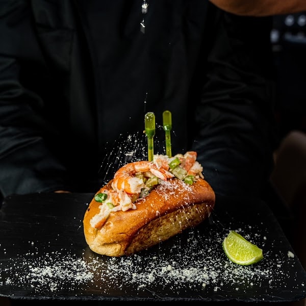 Restaurant Le Phare de Seine à Choisy-le-Roi, France