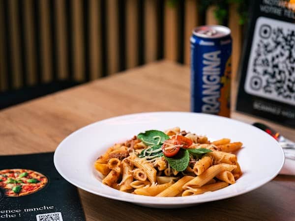 Restaurant Le QG à Coubron, France