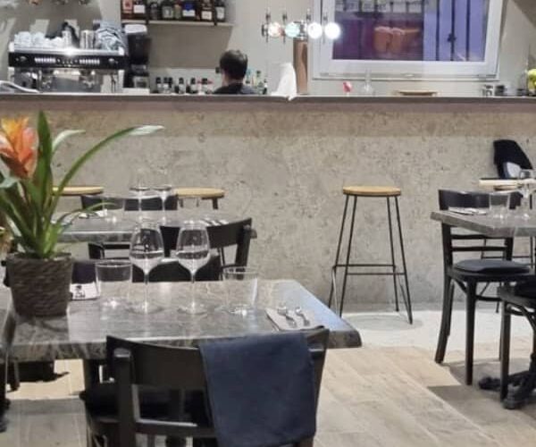 Restaurant L’Entrepôt à Six-Fours-les-Plages, France