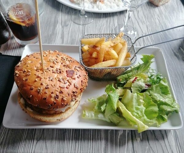 Restaurant Les Peupliers à Hyères, France