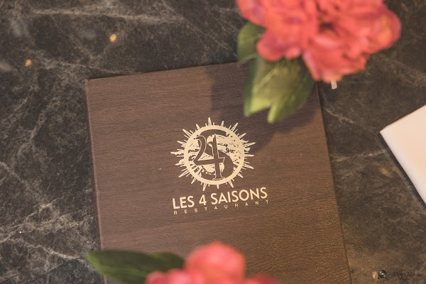 Restaurant Les quatre saisons à Versailles, France