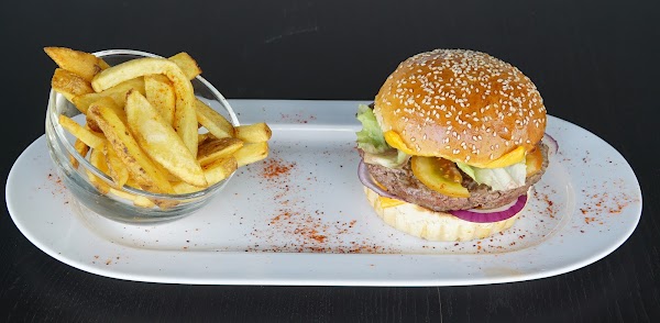 Restaurant L’esprit de famille à Saint-Denis, France