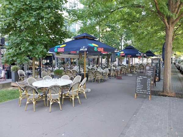 Restaurant L’esprit de famille à Saint-Denis, France