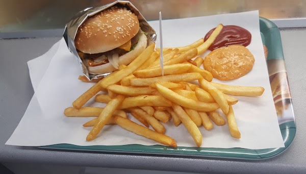 Restaurant l’étoile à Melun, France