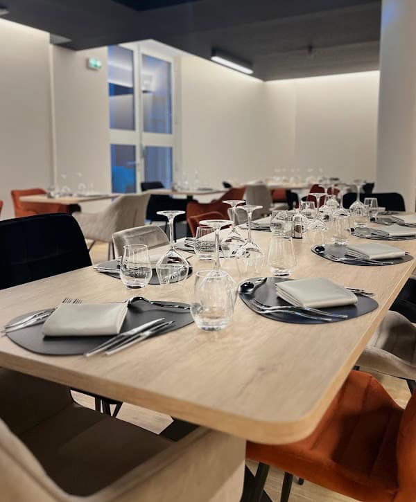 Restaurant L’Impasse du Poète à Charleville-Mézières, France