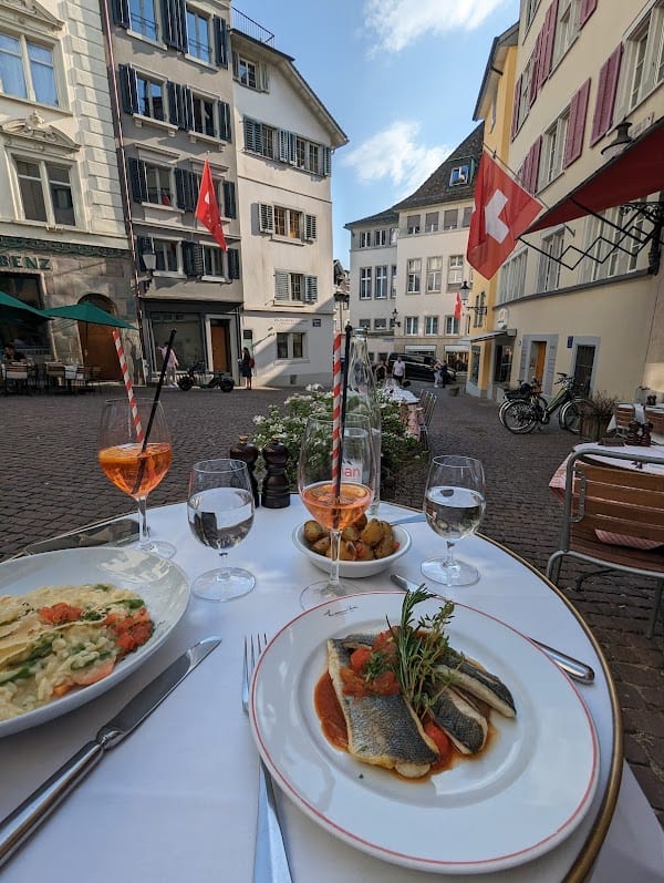 Restaurant Lumière à Zurich, Suisse
