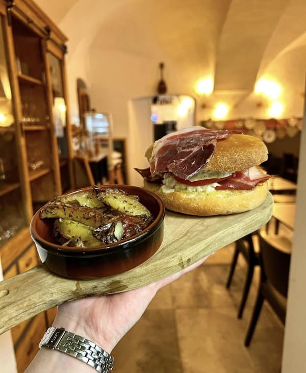 Restaurant Merenda Ghjulia à Bastia, France