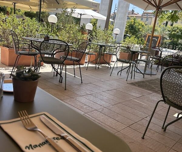 Restaurant Nananère à Antibes, France