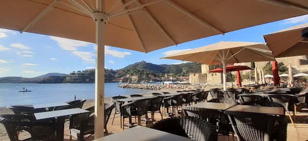 Restaurant San Vicens et Vieux Remparts à Collioure, France