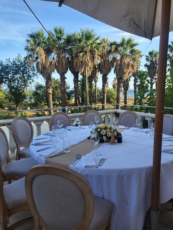 Restaurant Tom Cariano à Hyères, France