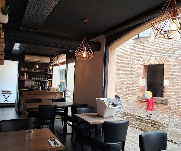 Restaurant Végétarien Le Tournesol à Albi, France