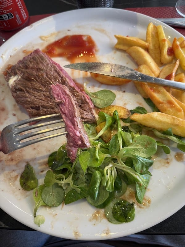 Restaurant REST’O STADE à Le Cannet, France