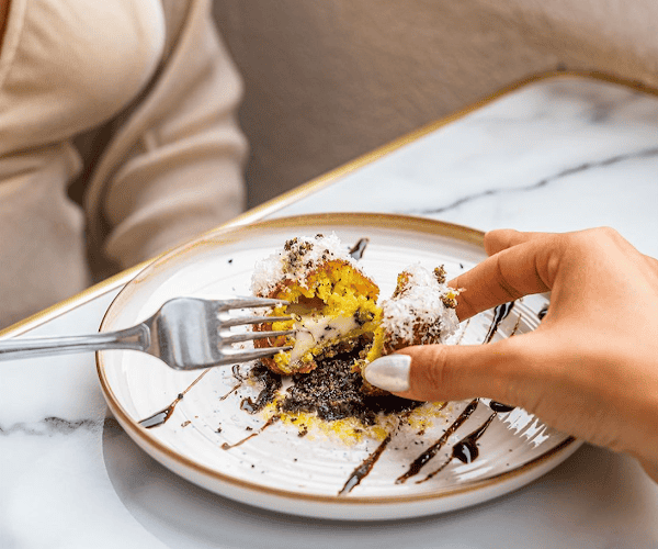 Riviera 3 – restaurant Six-Fours à Le Brusc, France