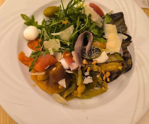 Restaurant Roses et Mets à Grasse, France