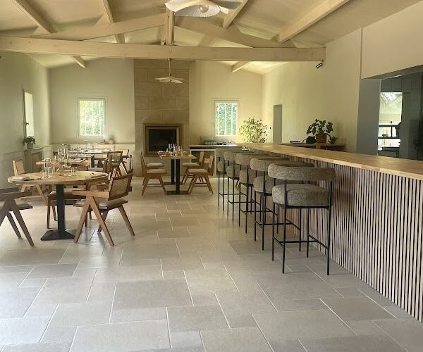 Rosô restaurant à Le Perrier, France