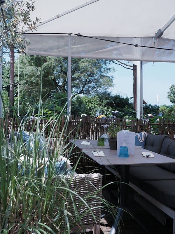 Restaurant Rouvenaz à Montreux, Suisse