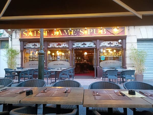 Restaurant Saint Jame’s Pub à Charleville-Mézières, France